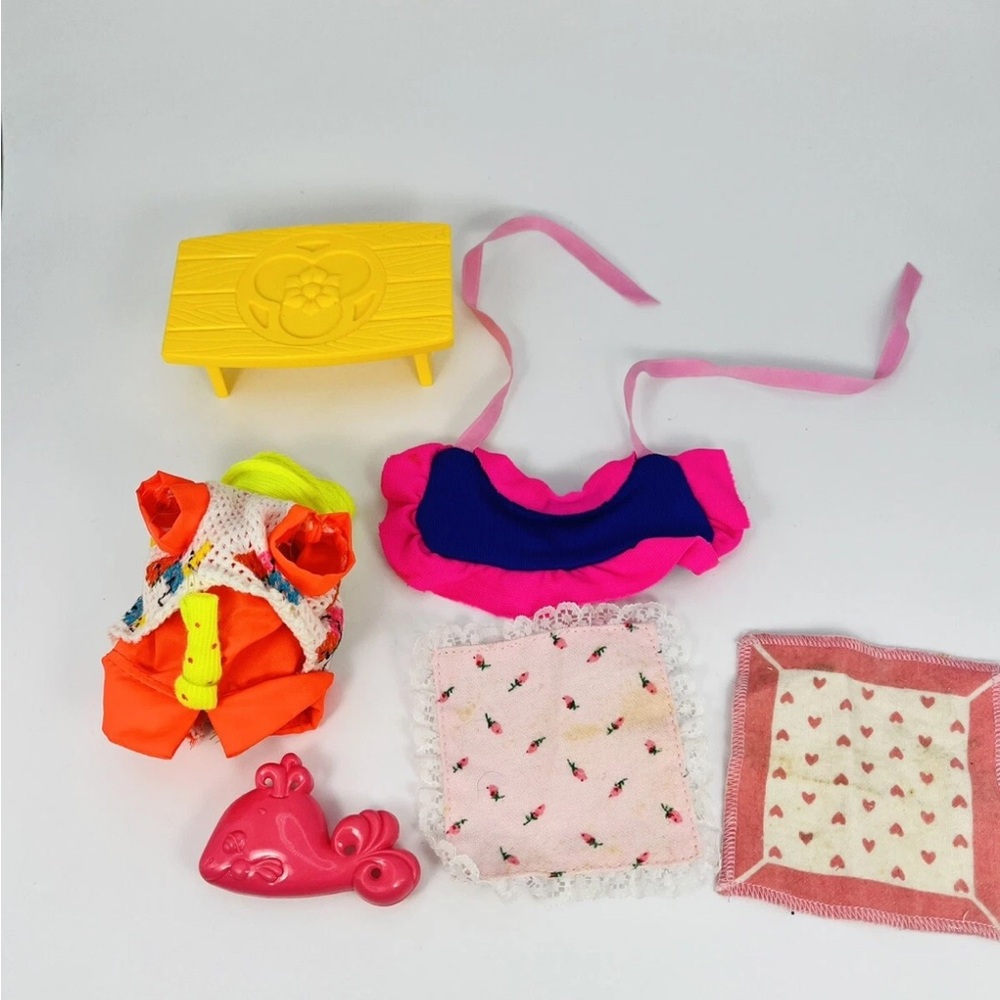 VTG My Little Pony Accessory Lot Blankets Brush Table Clothes G1